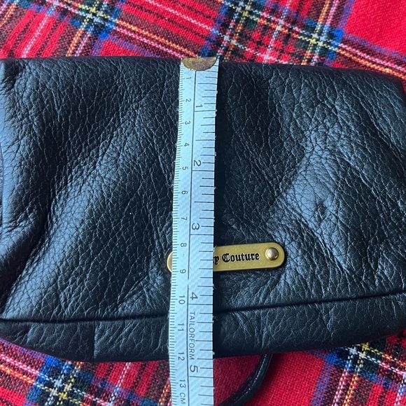 Juicy Couture Leather Crossbody Small Purse - Picture 10 of 13